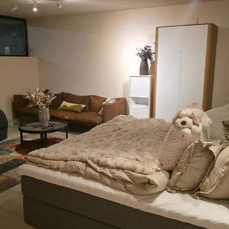Ons 2026 Luxury Designer With Private Pond, 4 Bedrooms, 3 Bathrooms 빌라 스타방에르